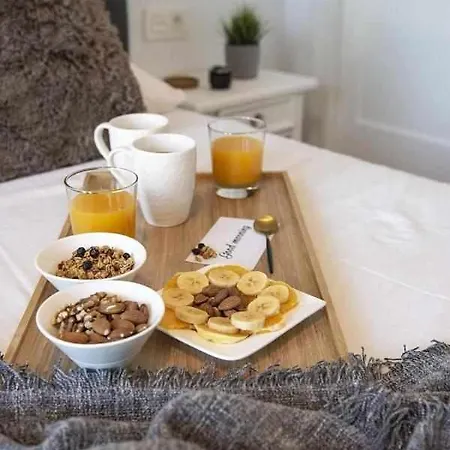Lejlighed Holyhome Premium 106